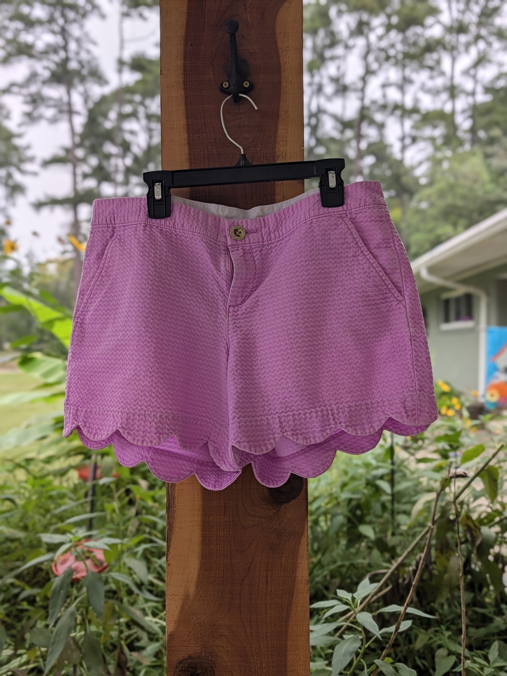 Lilly Pulitzer. Pink Scallop-Hem Women’s Shorts